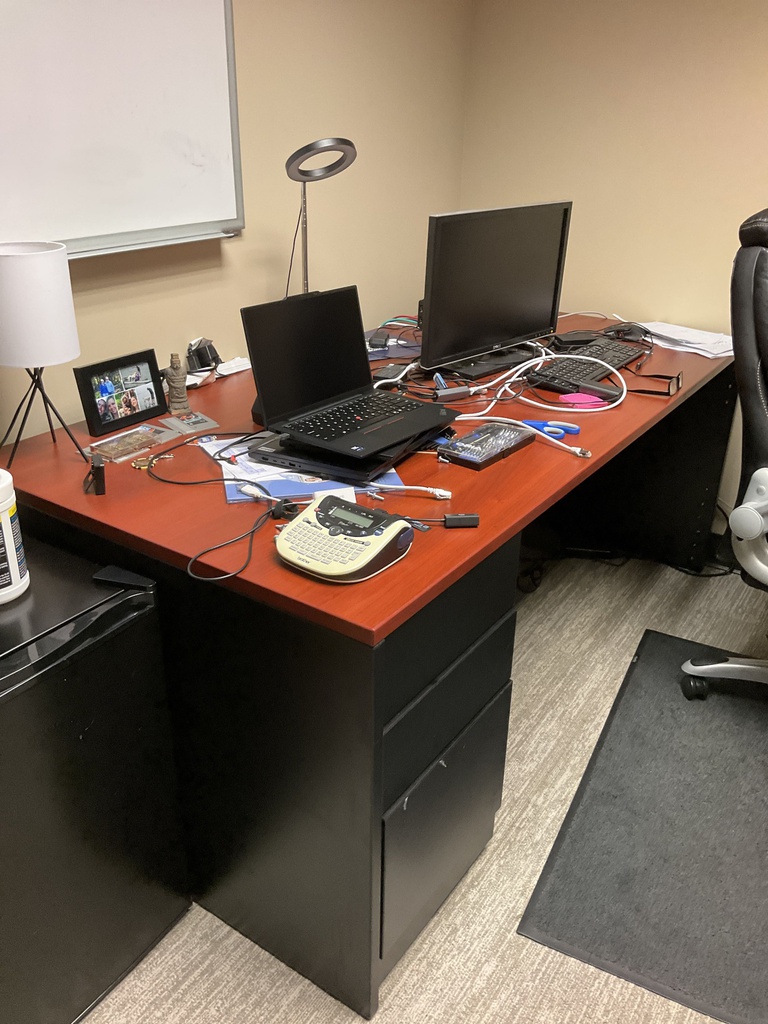 72x36x30 DESK