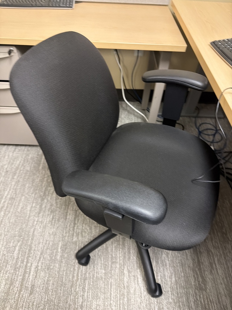 DESK CHAIR