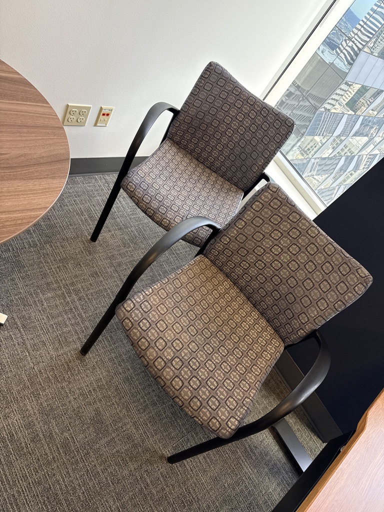 GUEST CHAIRS