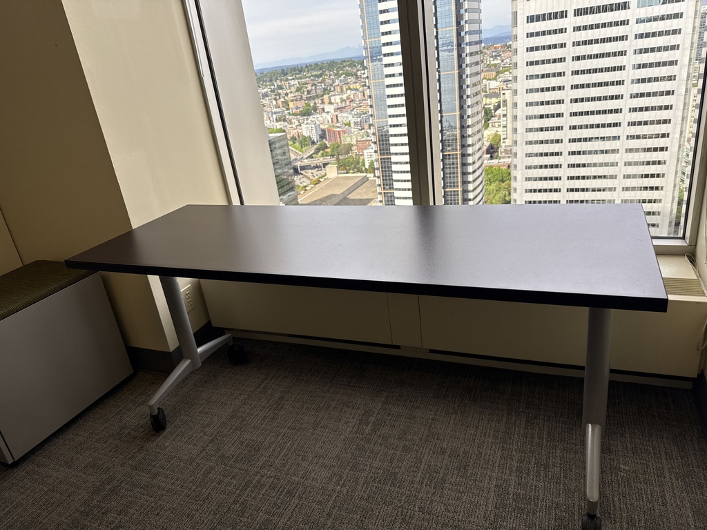 66X24X29 TABLE