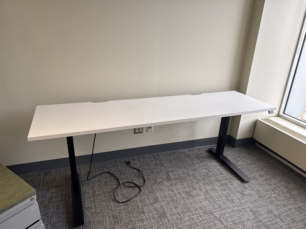 84X24 ADJUSTABLE DESK