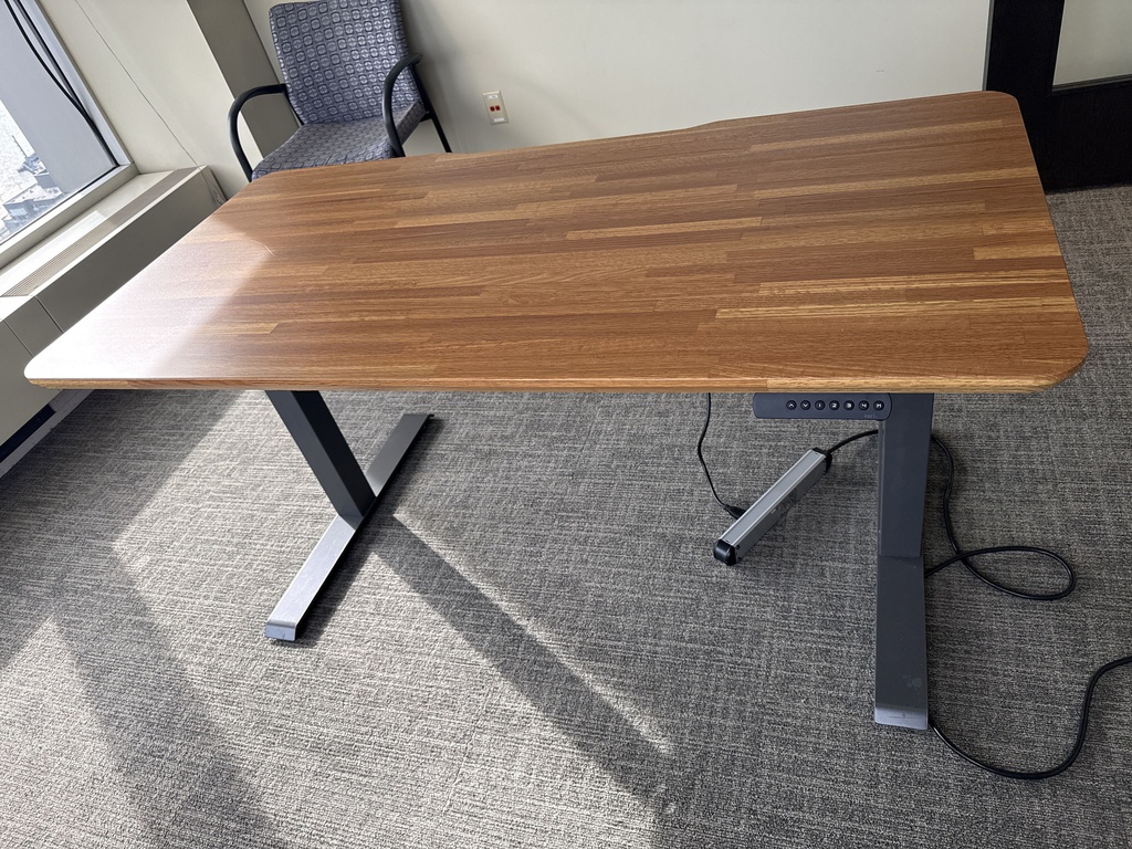 60X30 ADJUSTABLE DESK