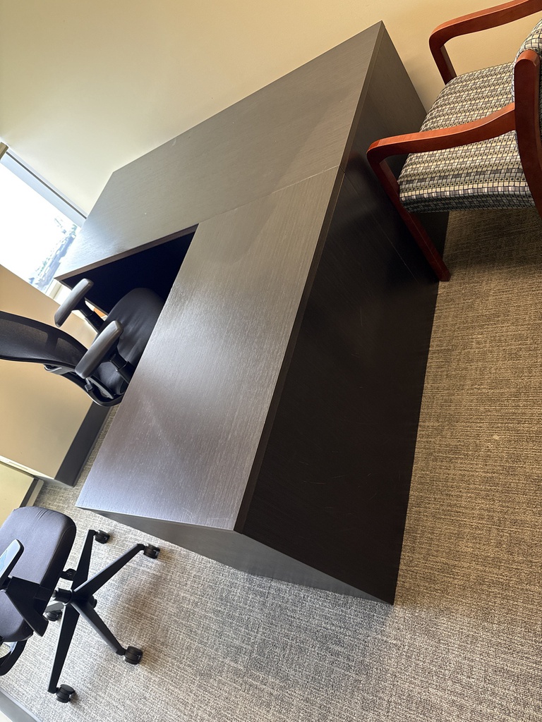 72X66X30 L-SHAPED DESK