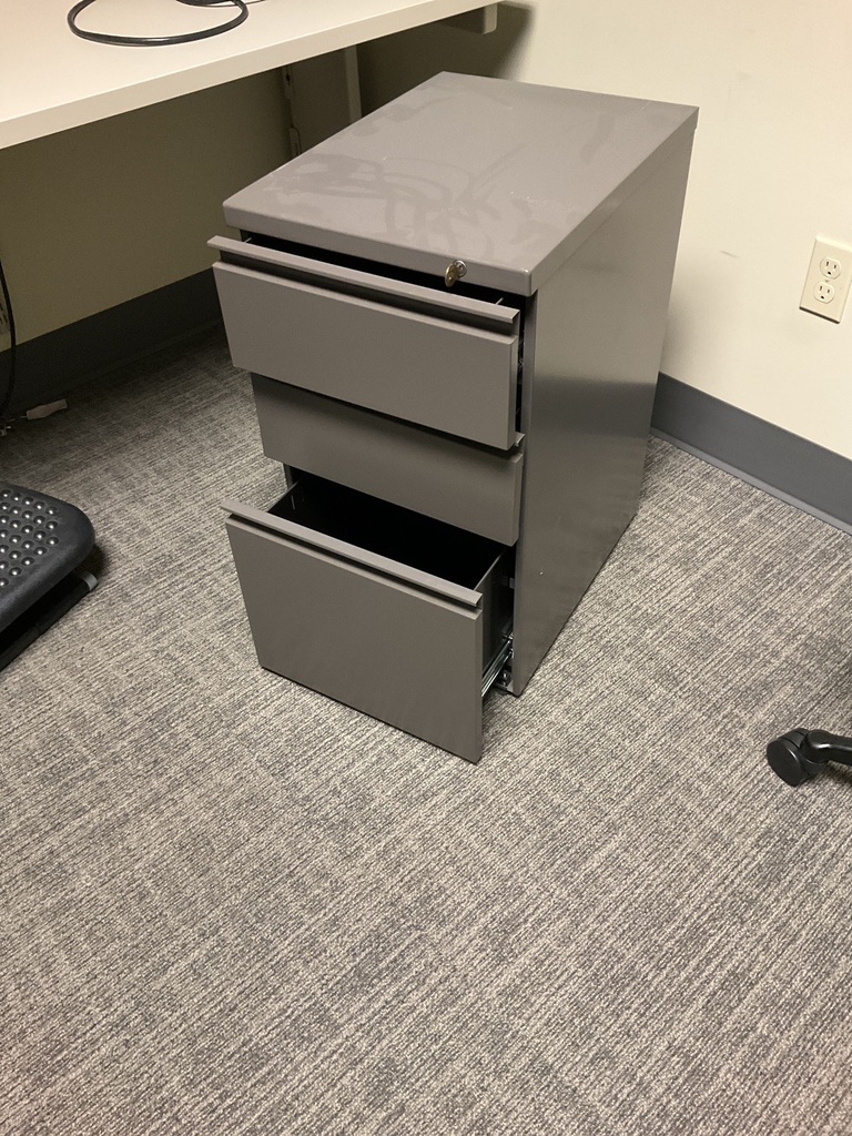 19 1/2 X 14 1/2 X 28 PEDESTAL