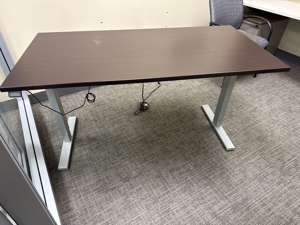 60X30 ADJUSTABLE DESK