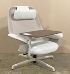 Teknion, Aarea Conference Chair w/ Table, Headrest, 4-Star Base, Glides, 33Wx33D

STOCK IMAGE