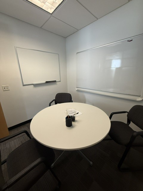 Round Table