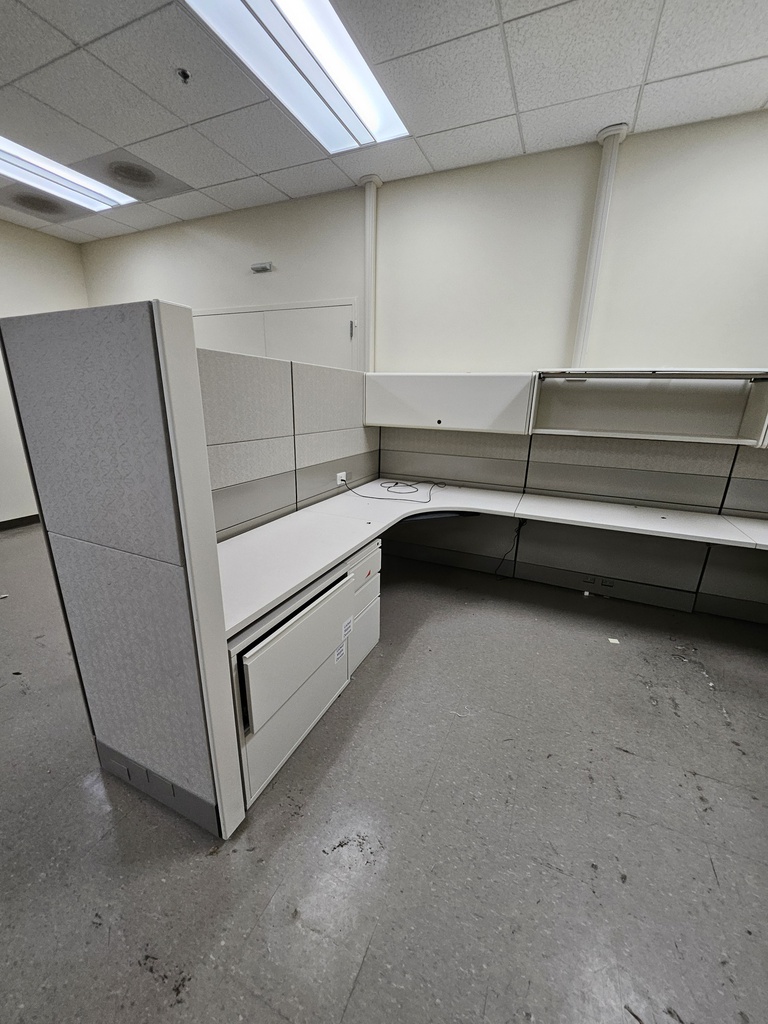 Large Cubicle