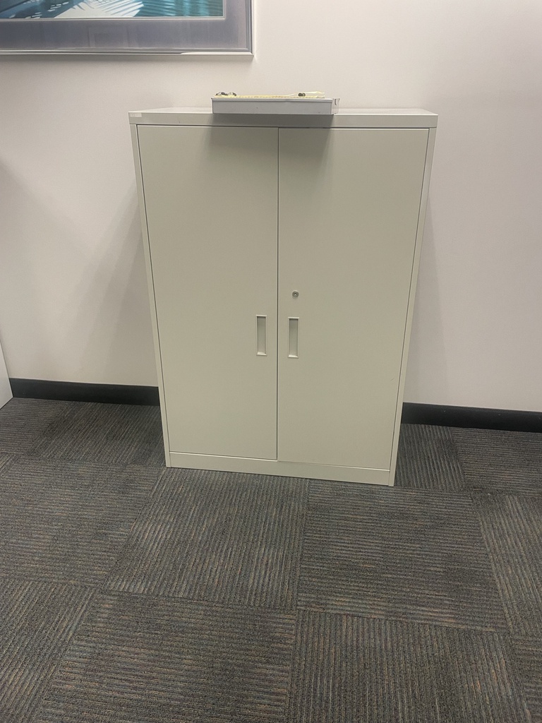 36"x52" light tan storage