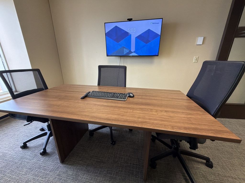 71x35x29 CONFERENCE ROOM TABLE