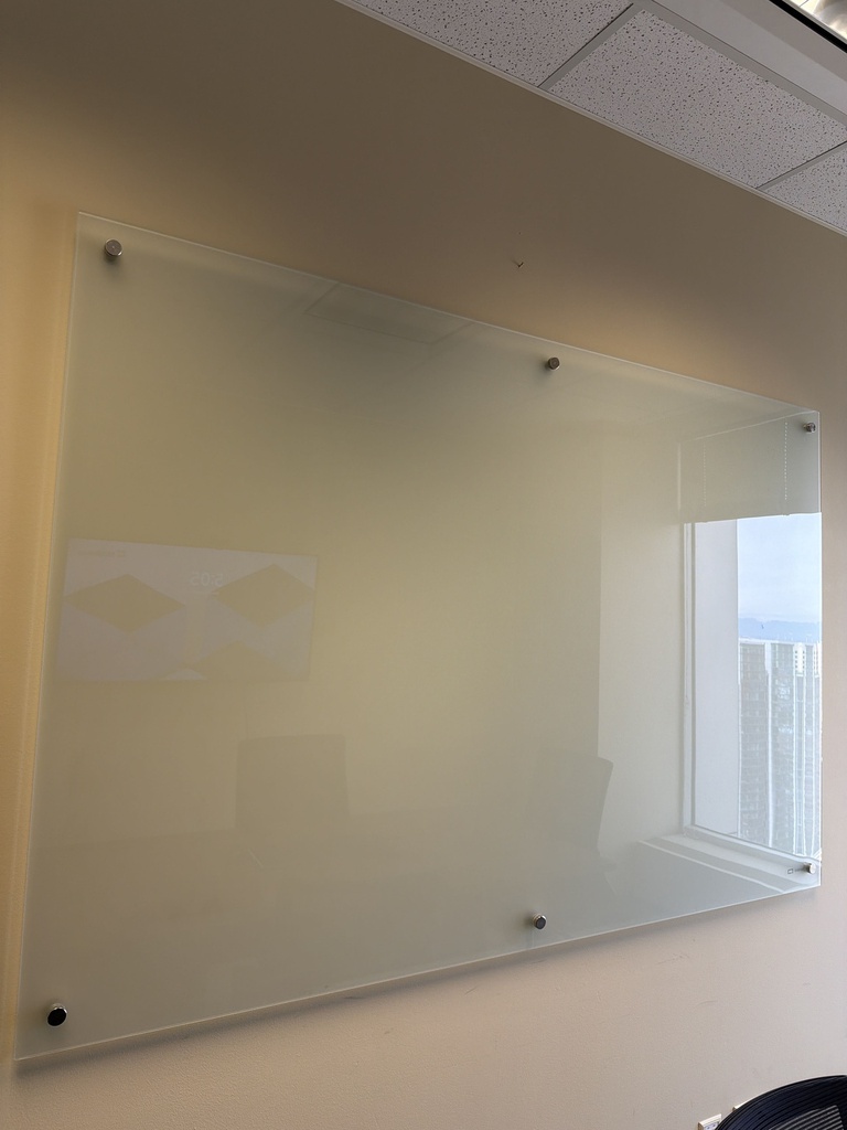 72x48 GLASS WHITEBOARD
