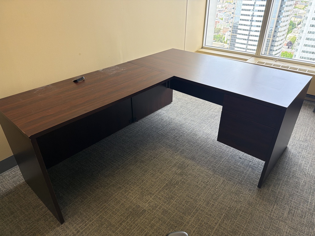 70x60x30 L SHAPED DESK