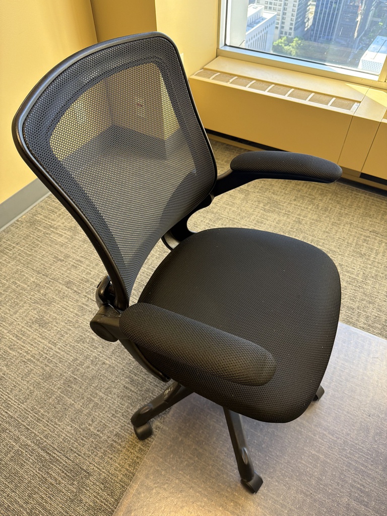 DESK CHAIR