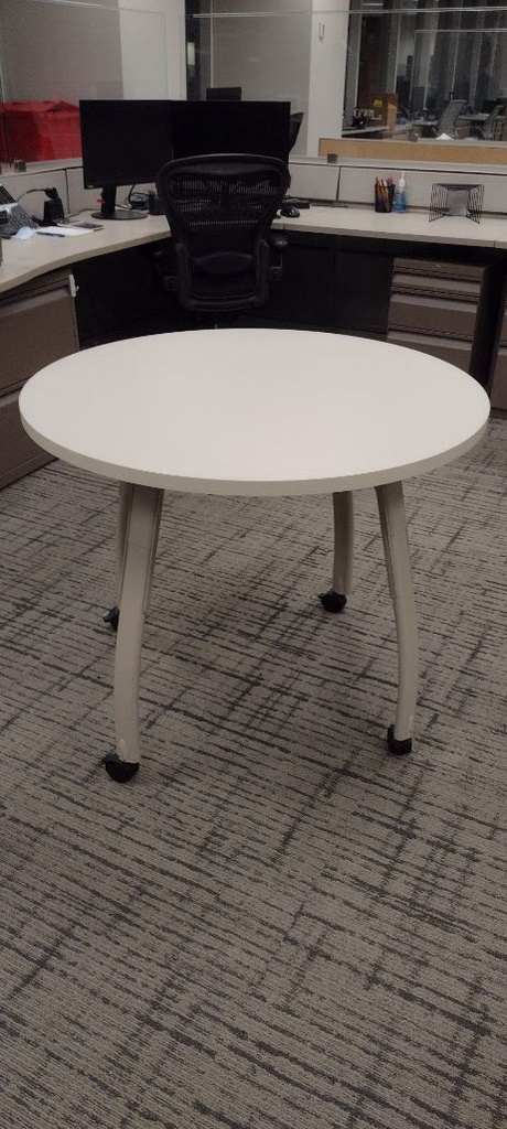 Round Table on Wheels, 36"