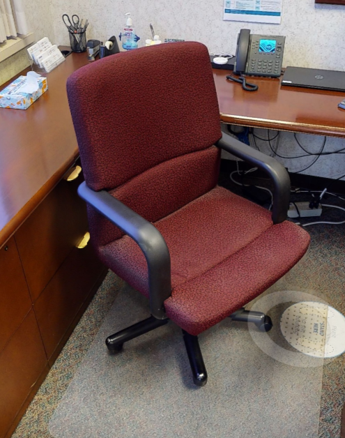 Red Executive task chair w/arms