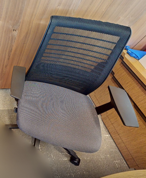 Task chair w/arms