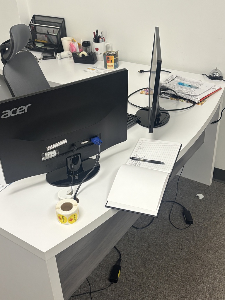 L-Shaped reception Desk