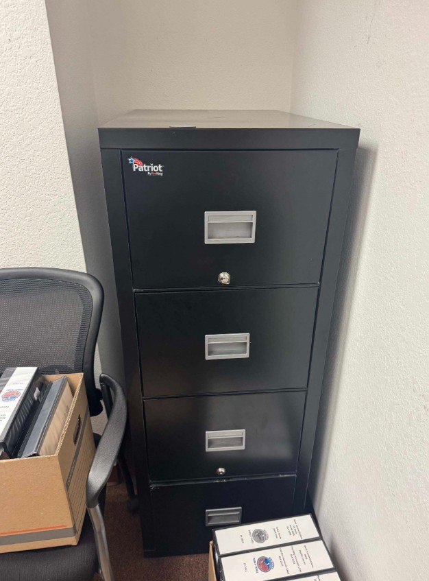 Filing Cabinet 4 drawer 