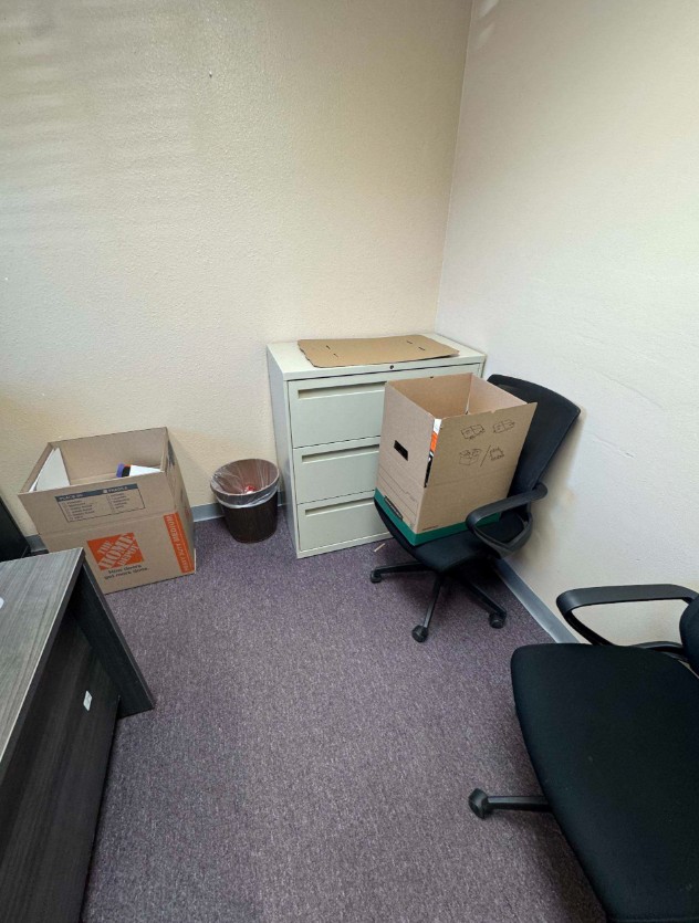 Filing Cabinet 3 drawer
