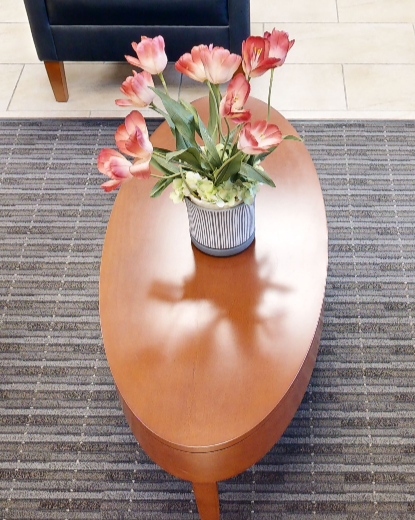Oval coffee table