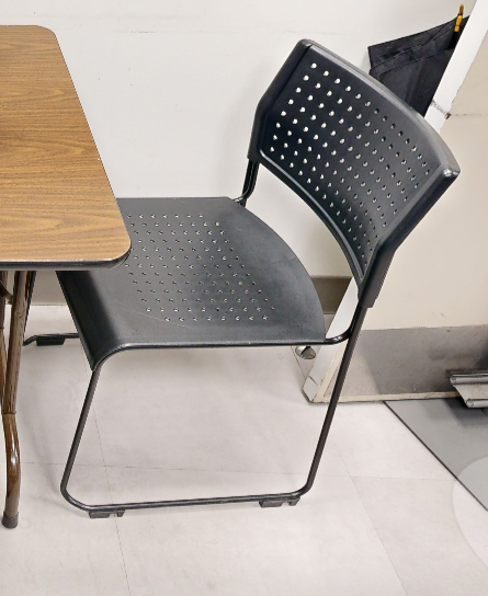 Cafe chair