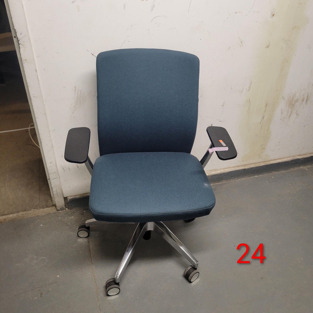 Teal Fabric Task Chair