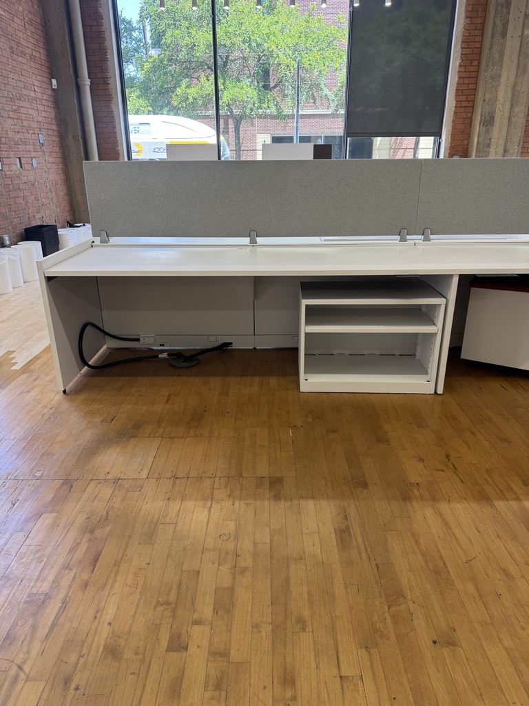WORKSTATION