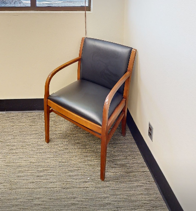 Guest chair