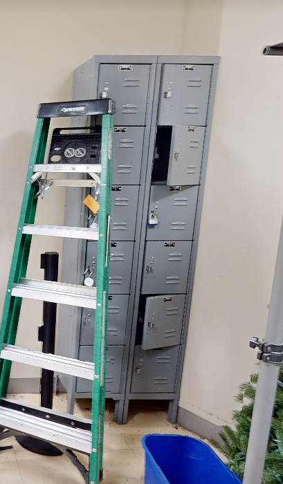 6-bin Locker