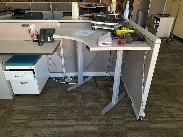 Ergo Corner Desk