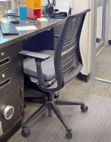 Blk&amp; grey task chair with arms