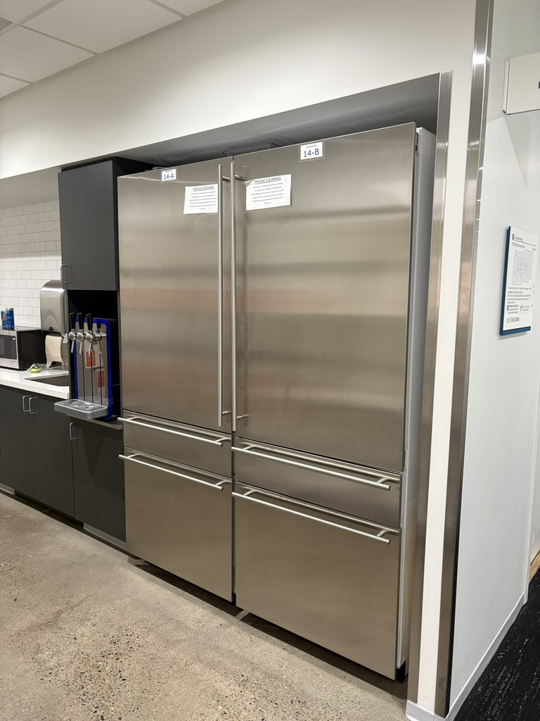 Refrigerator