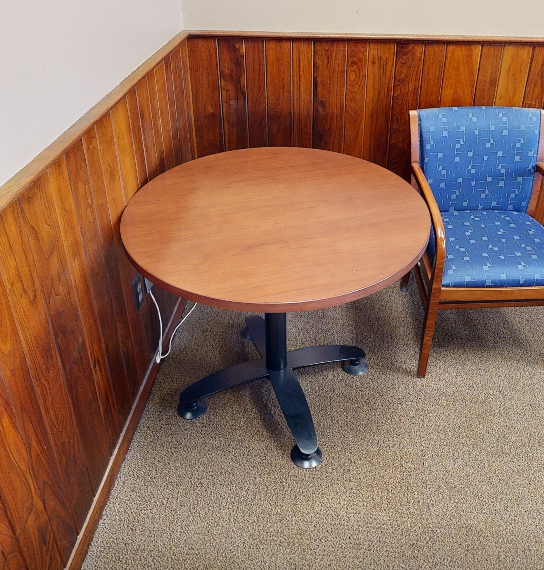 Round meeting table