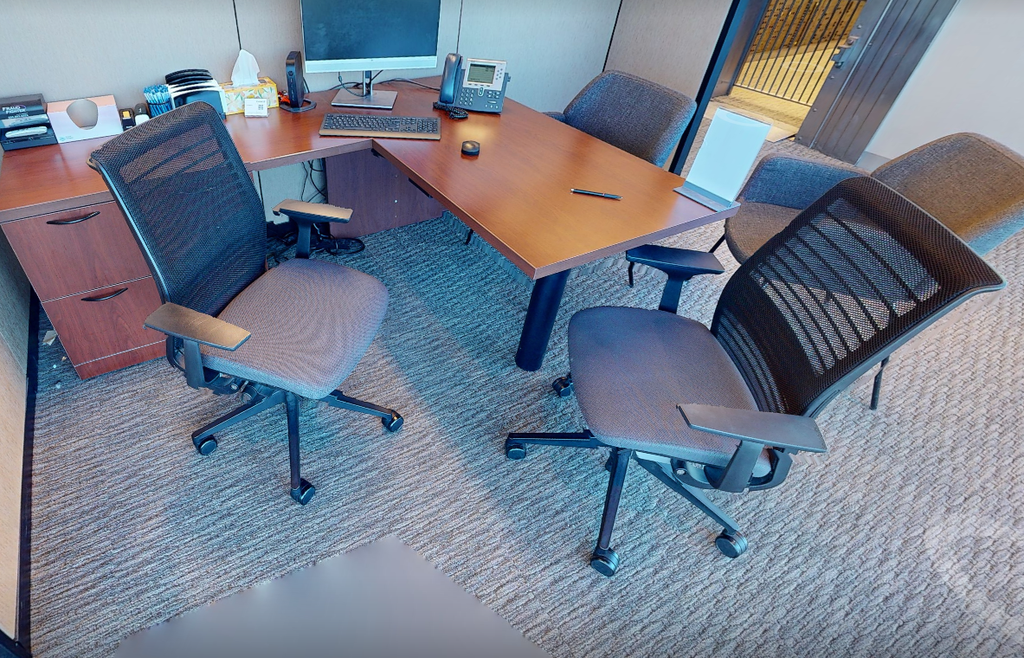 Task chair, with arms