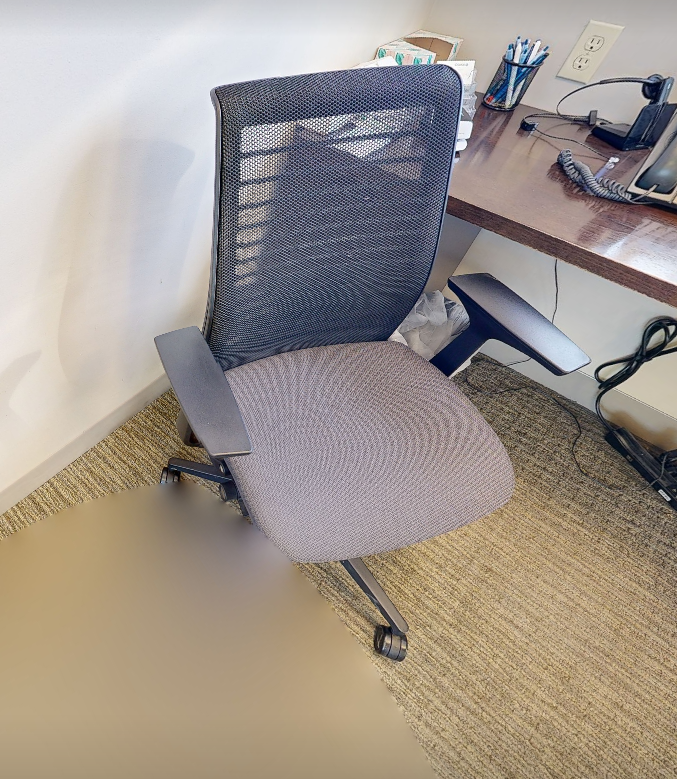 Task chair, with arms