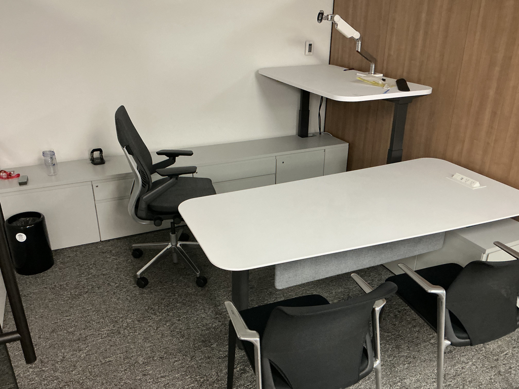 U shaped private office with 76" × 33" main desk, 58" × 30" return and 114" × 18" rear storage return