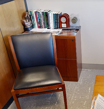 2D lateral credenza