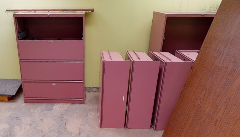 Large cabinet pink