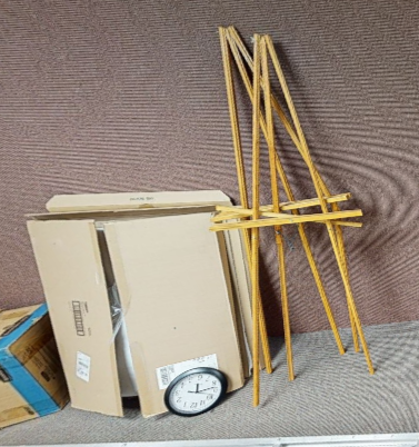 Easel