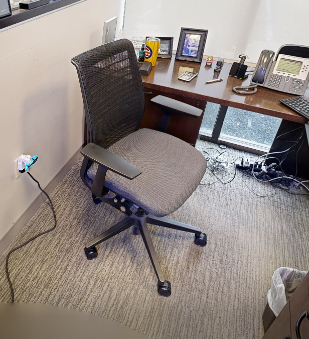 Task chair, with arms