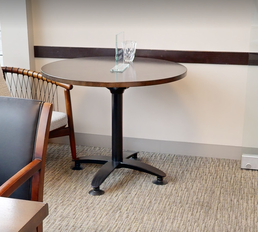 Round meeting table