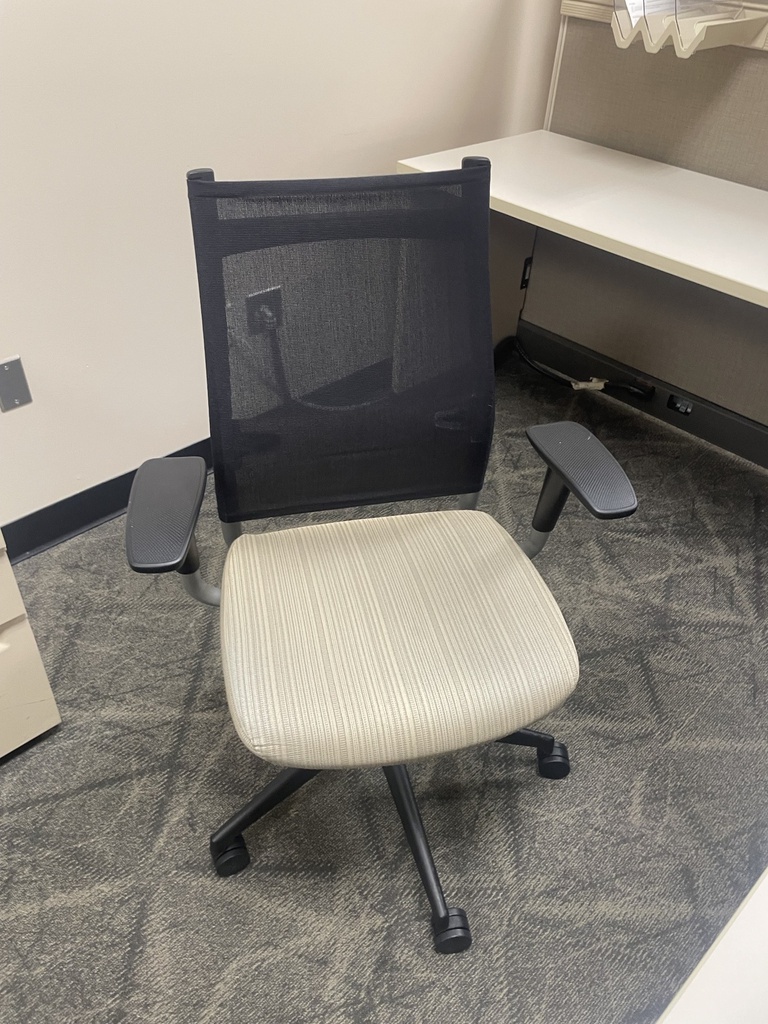 Black Back Mesh Beige Seat SitOnIt Wit Chair