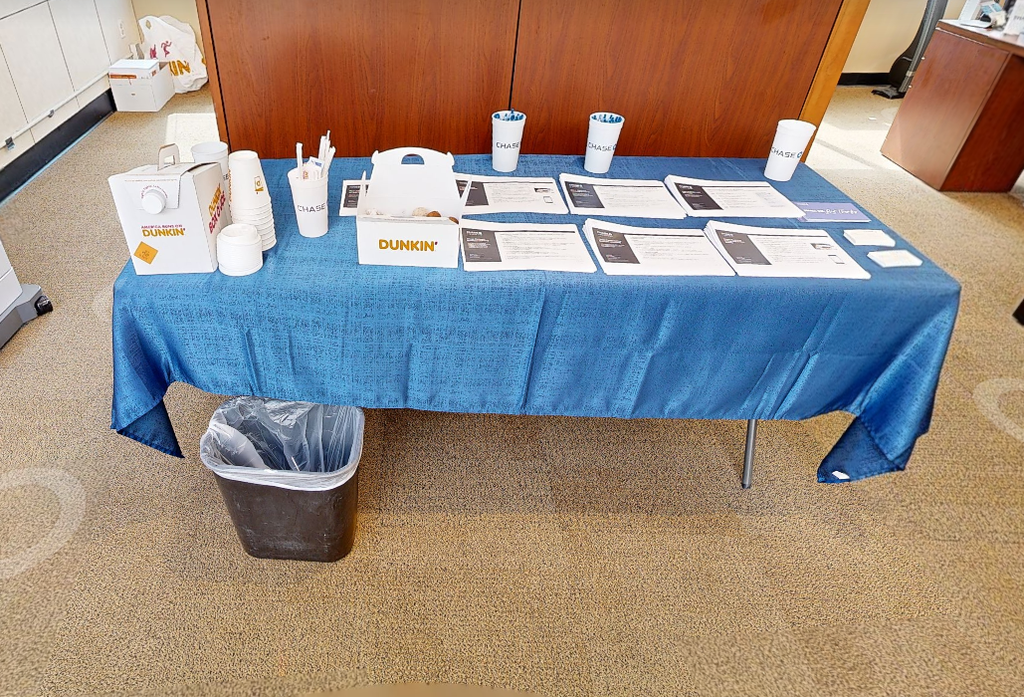 Folding table