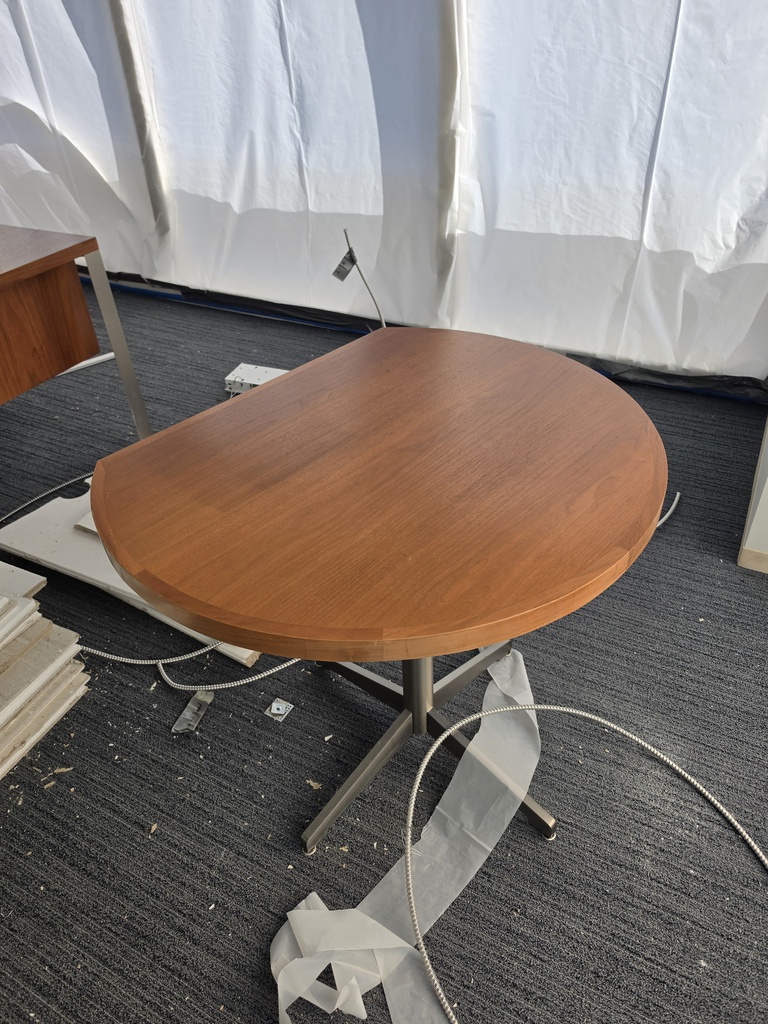 36 x 30 x 30 Table Partial Round
