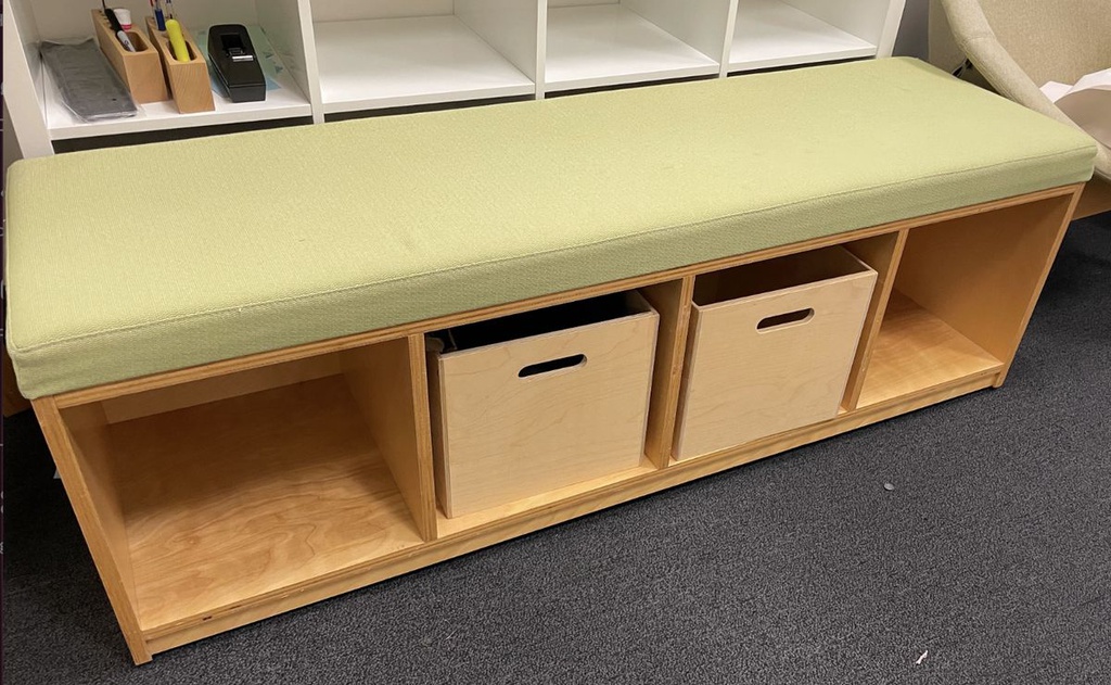 Bench w/cubbies