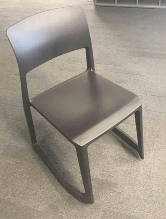 Black tip ton chair