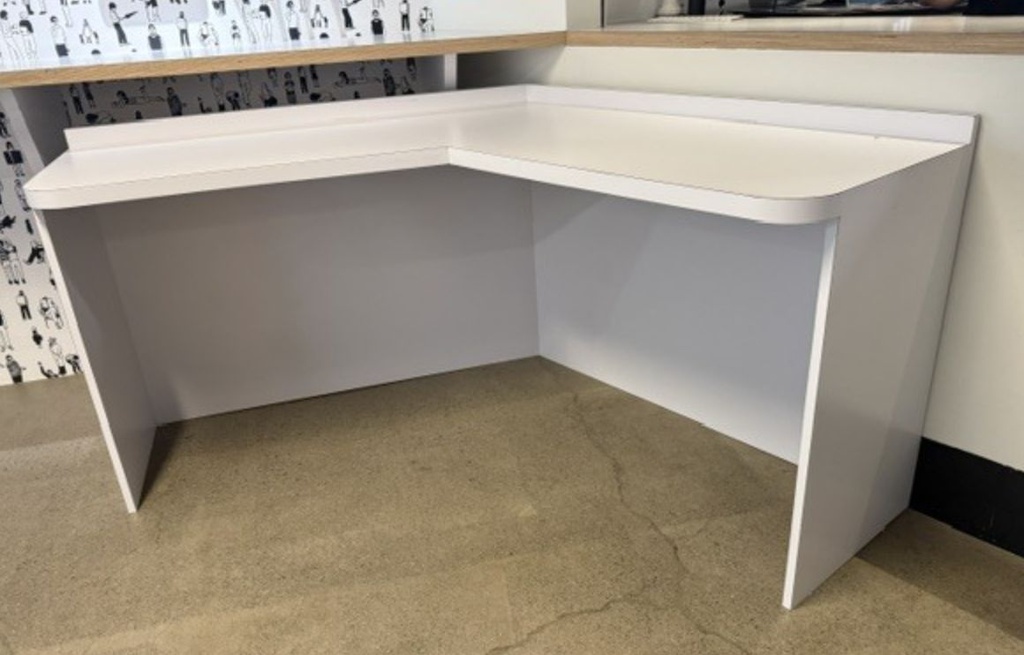 White angled table