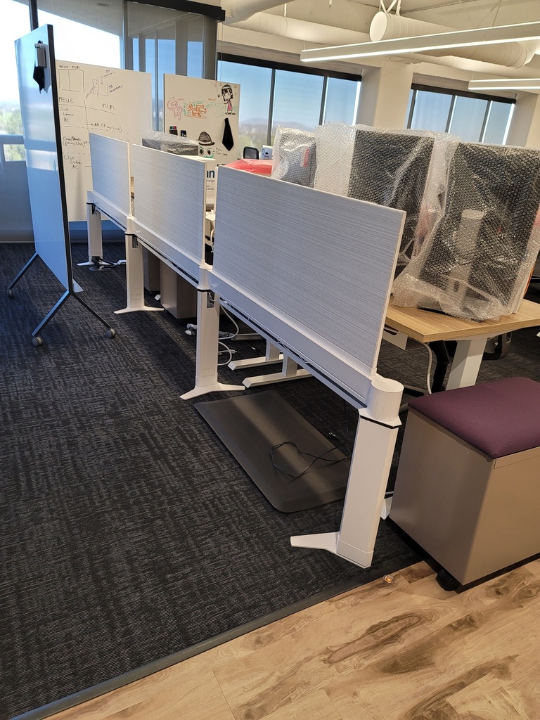 Workstation Partition Wall