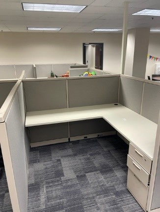 Steelcase 6' x 6' Workstation