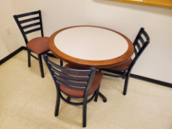 Round Cafeteria Table, 3'